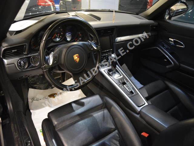 2016 بورش 911 كاريرا