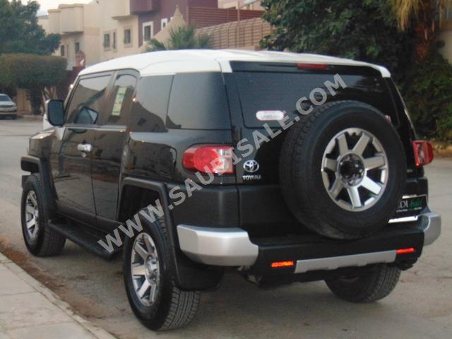 2014 Toyota FJ Cruiser 1