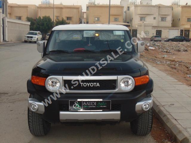 2014 Toyota FJ Cruiser 1