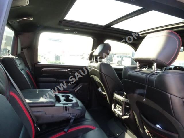 2021 دودج رام تي ار اكس