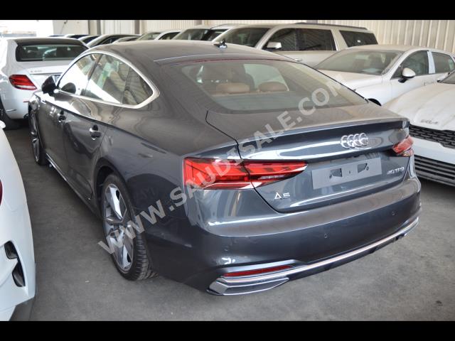 2023 اودي اي 5 40 تي اف اس اي