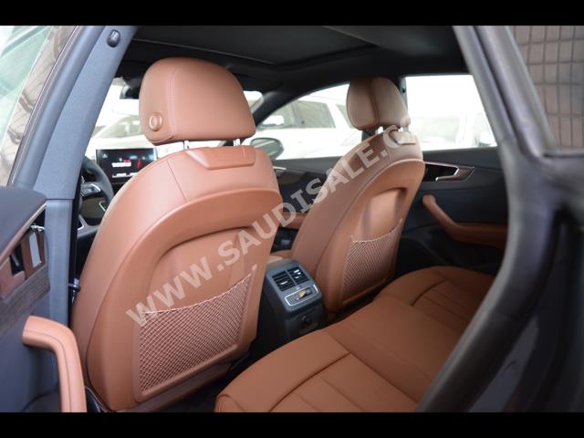 2023 اودي اي 5 40 تي اف اس اي