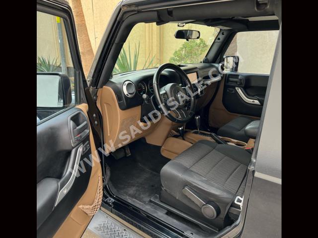 2011 جييب رانجلر صحارى