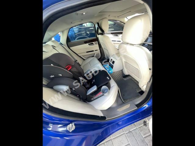 2018 جاكوار اكس اف