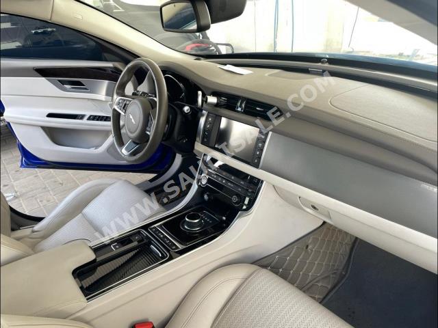 2018 جاكوار اكس اف