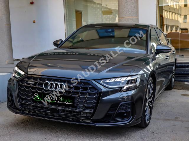 2022 اودي اي 8 ال اس لاين