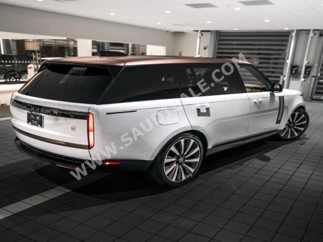 2023 لاند روفر رينج روفر اس في اوتوبيوغرافي