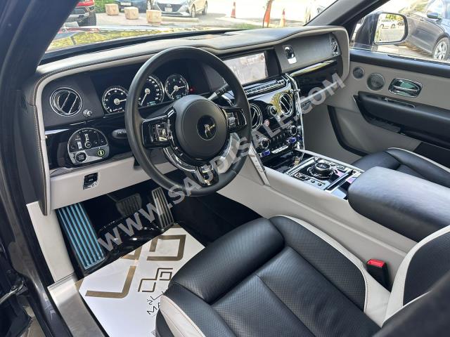 2022 رولز رويس كولينان