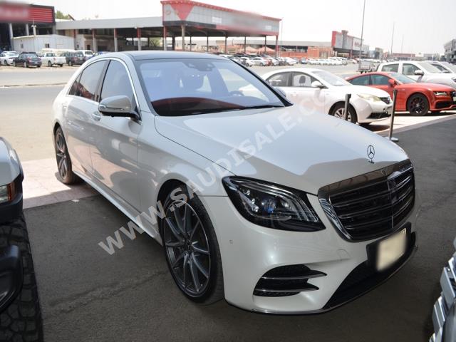 2018 مرسيدس - بنز إس 560 أي إم جي