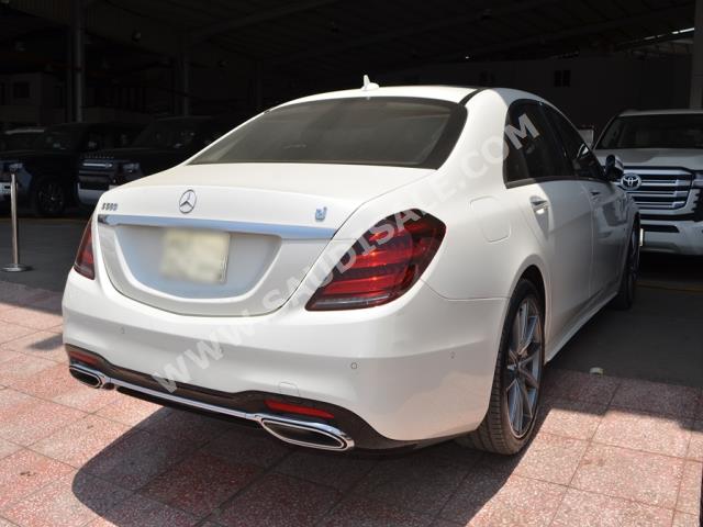 2018 مرسيدس - بنز إس 560 أي إم جي