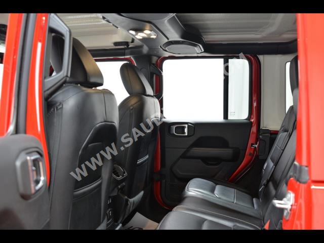 2021 جييب رانجلر صحارى