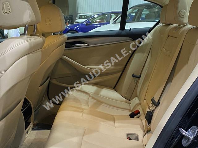 2020 بي ام دبليو الفئة الخامسة 520 أي