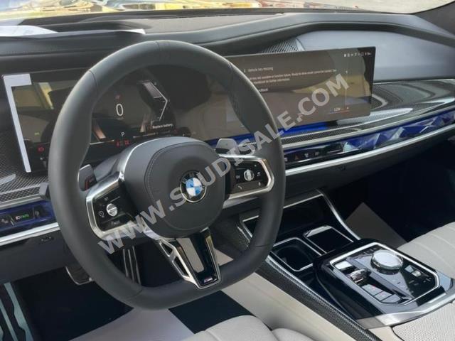 2023 بي ام دبليو الفئة السابعة 760أي