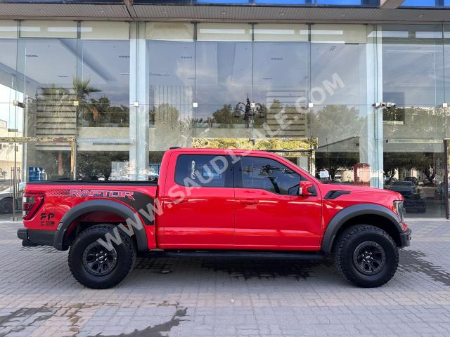 2022 فورد اف 150 رابتور