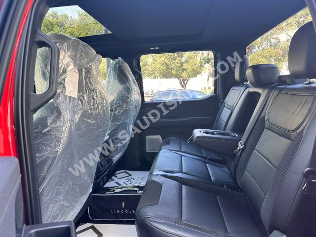 2022 فورد اف 150 رابتور