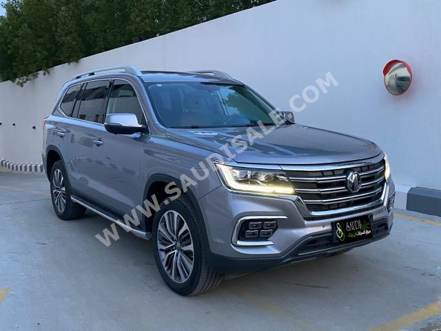 2022 ام جي ار اكس 8