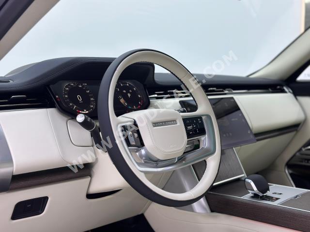 2024 لاند روفر رينج روفر اتش اس اي