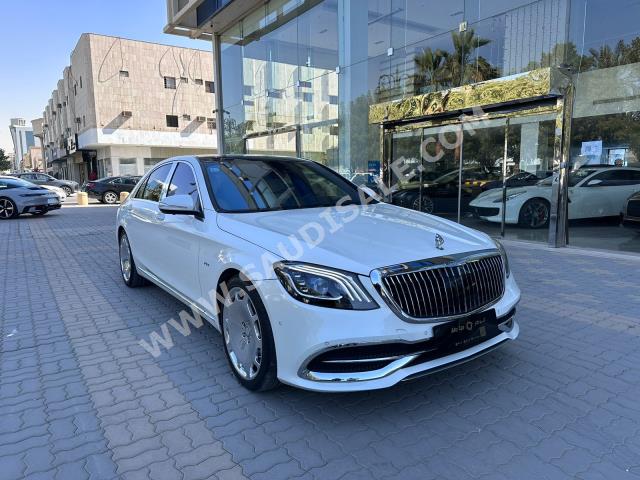 2015 مرسيدس - بنز إس 600