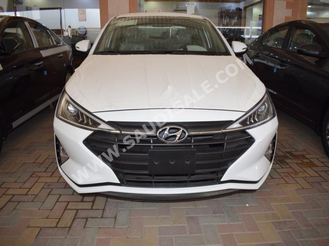 2019 هيونداي النترا