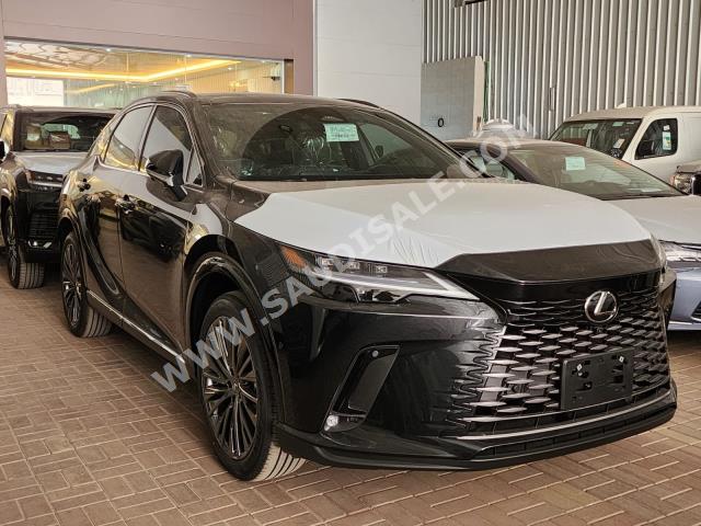 2024 لكزس أر إكس 350