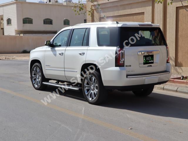 2015 جي ام سي يوكون دينالي
