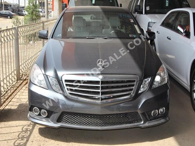 2010 Mercedes-Benz E 300