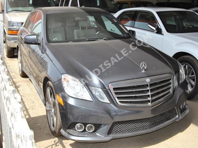 2010 Mercedes-Benz E 300