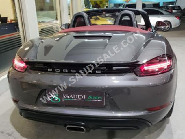 2017 Porsche Boxster