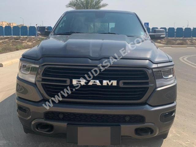 2021 دودج رام 1500 بيج هورن