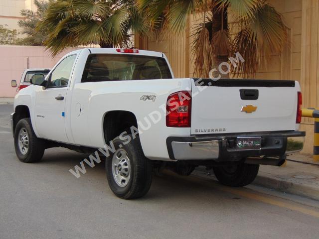 2011 شفروليه سلفرادو 2500 اتش دي