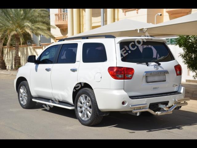 2012 تويوتا سكويا ليمتد