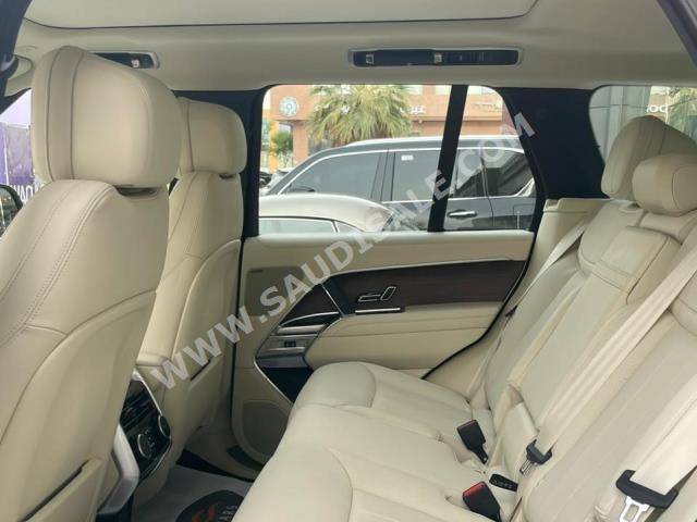 2023 لاند روفر رينج روفر فوج اس اي