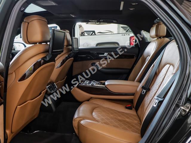 2016 اودي اي 8 ال