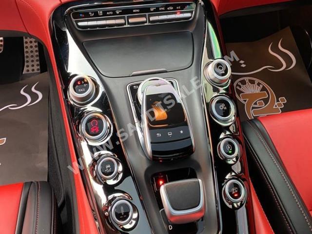 2015 مرسيدس - بنز جي تي إس أي إم جي