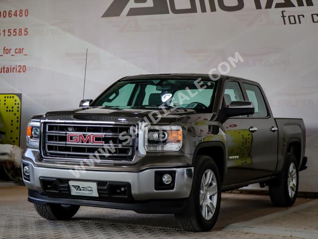 2015 جي ام سي سييرا