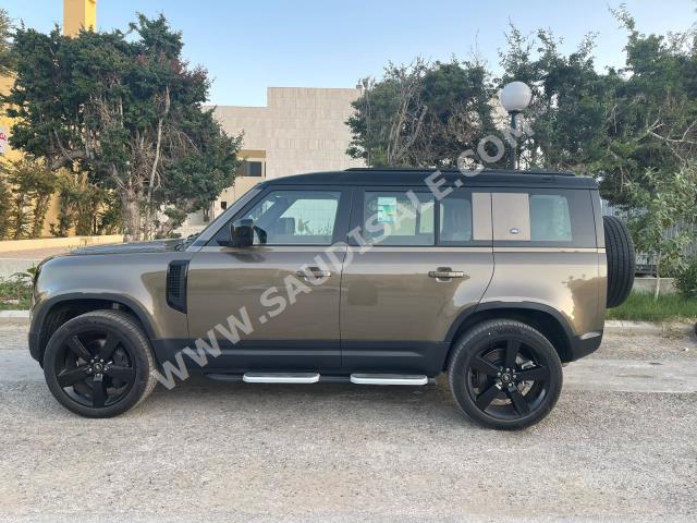 2023 لاند روفر ديفيندر اس اي