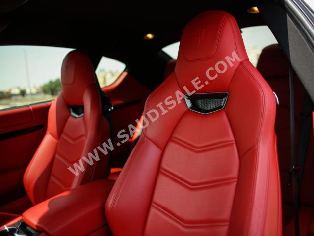 2013 مازيراتي جرانتوريزمو