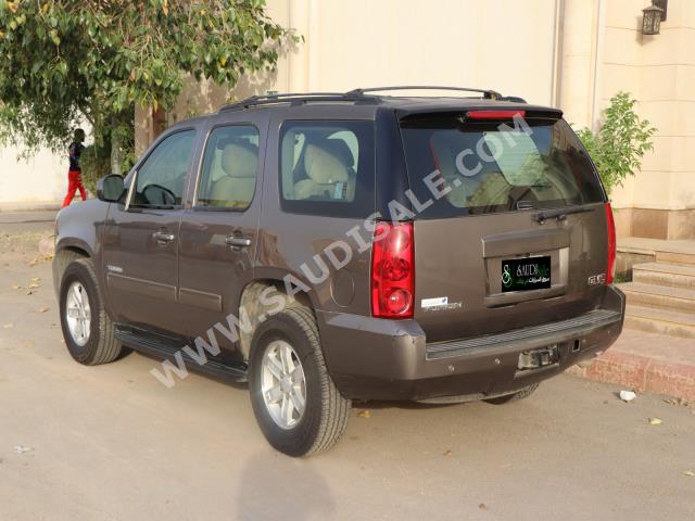 2014 جي ام سي يوكون