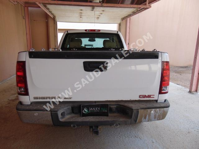 2013 GMC Sierra