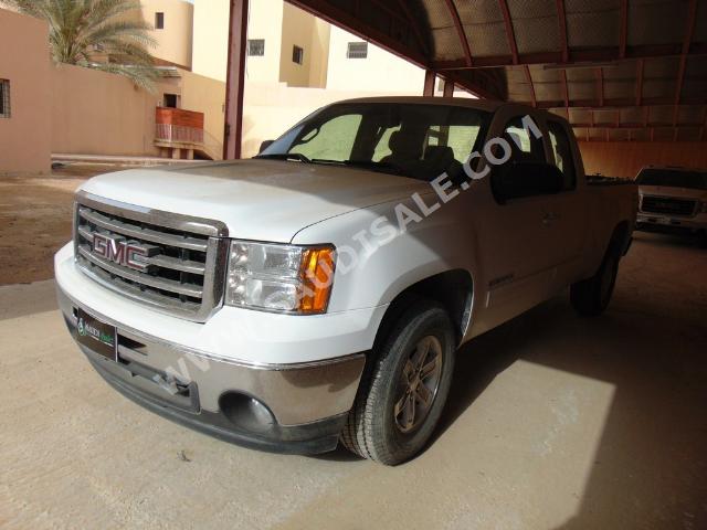2013 GMC Sierra