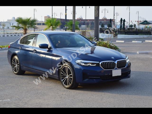 2022 بي ام دبليو الفئة الخامسة 520 أي