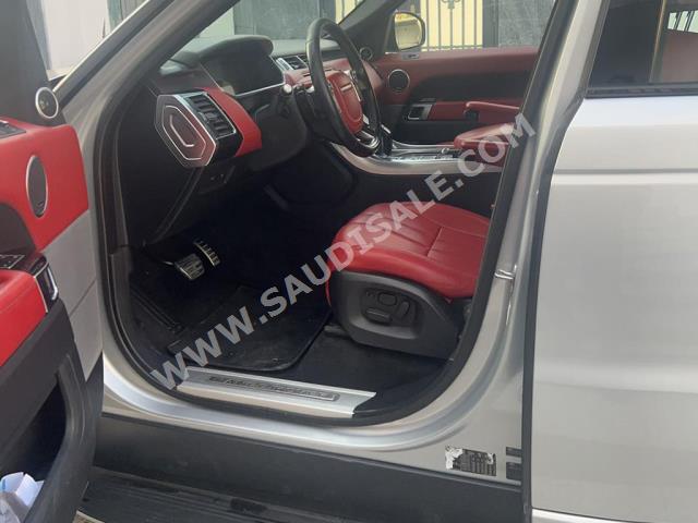 2014 لاند روفر رينج روفر سبورت سوبر تشارج