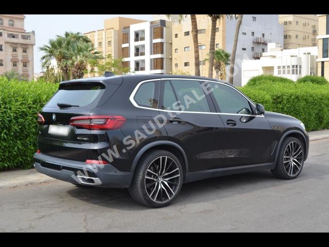 2019 بي ام دبليو الفئة اكس 5