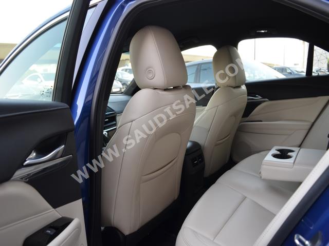 2021 كاديلاك سي تي 4