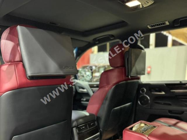 2020 لكزس إل إكس 570 بلاك اديشن