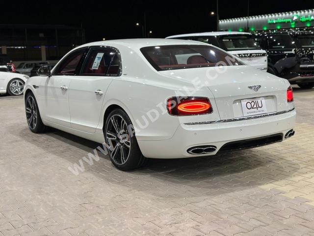 2017 Bentley Continental Flying Spur