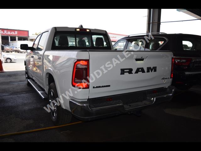 2022 دودج رام