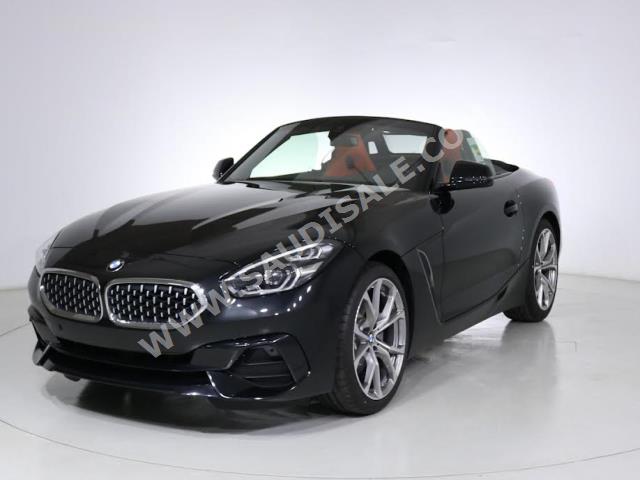 2022 بي ام دبليو الفئة زد 4