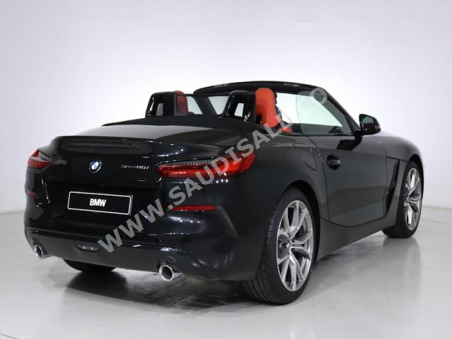 2022 بي ام دبليو الفئة زد 4