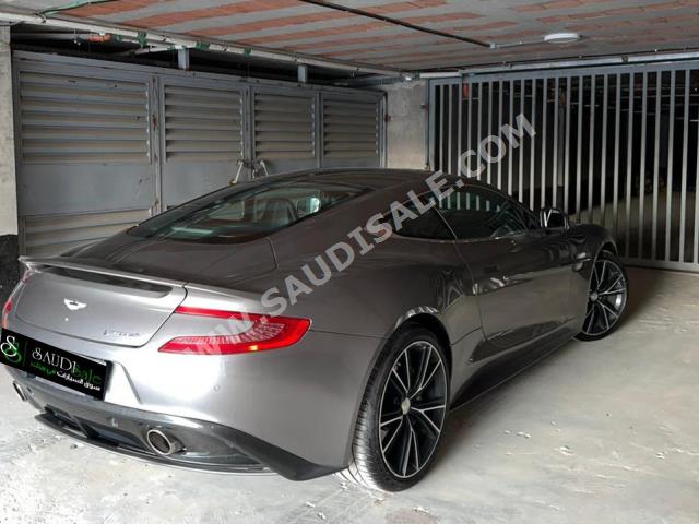 2013 استون مارتن فانكويش